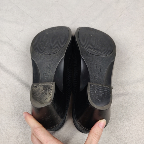 Alegria Coco Black Snake Print T-Strap Comfort Clog Shoes Size 37 (US 7-7.5) - Picture 7 of 8